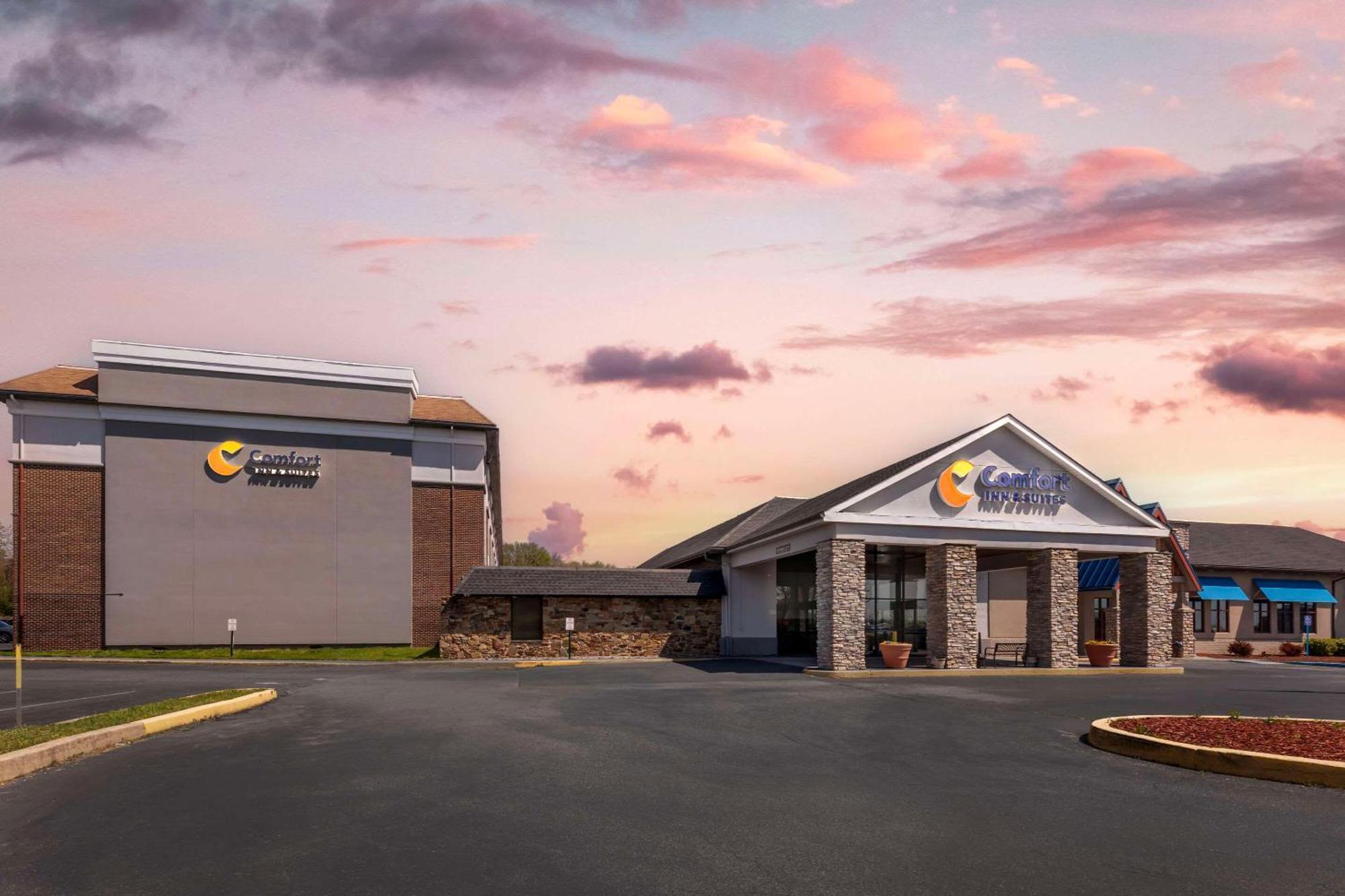 Comfort Inn & Suites Aberdeen Exterior photo