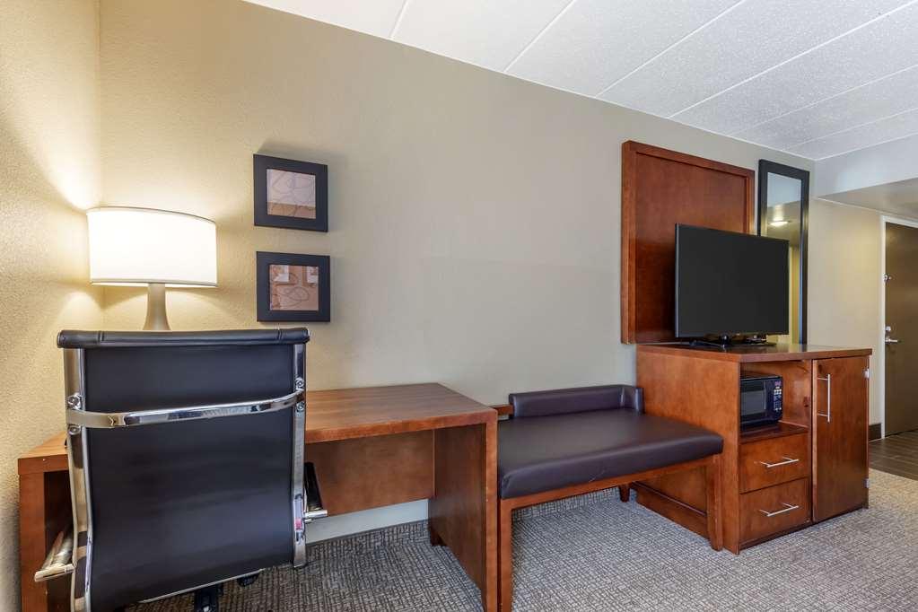 Comfort Inn & Suites Aberdeen Room photo